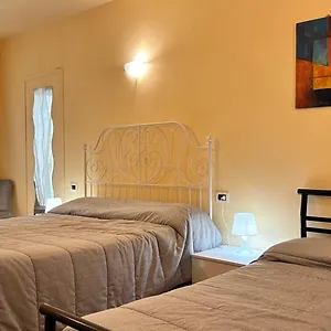  Alloggio per agriturismo Azzurra Biricchina